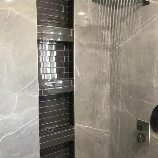 BATHROOM PB11 https://pacificbayconstruction.com/wp-content/uploads/2023/12/BATHROOM-PB11-640x640.jpg