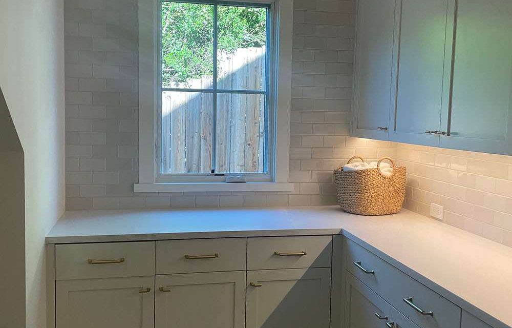 Is it Cheaper to Buy Cabinets or Have Them Built On Site?