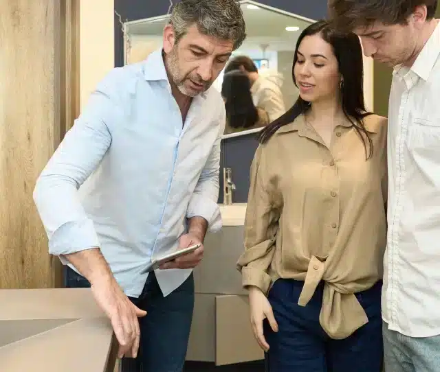 couple choosing bathroom sink | Pacific Bay Construction couple choosing bathroom sink | Pacific Bay Construction